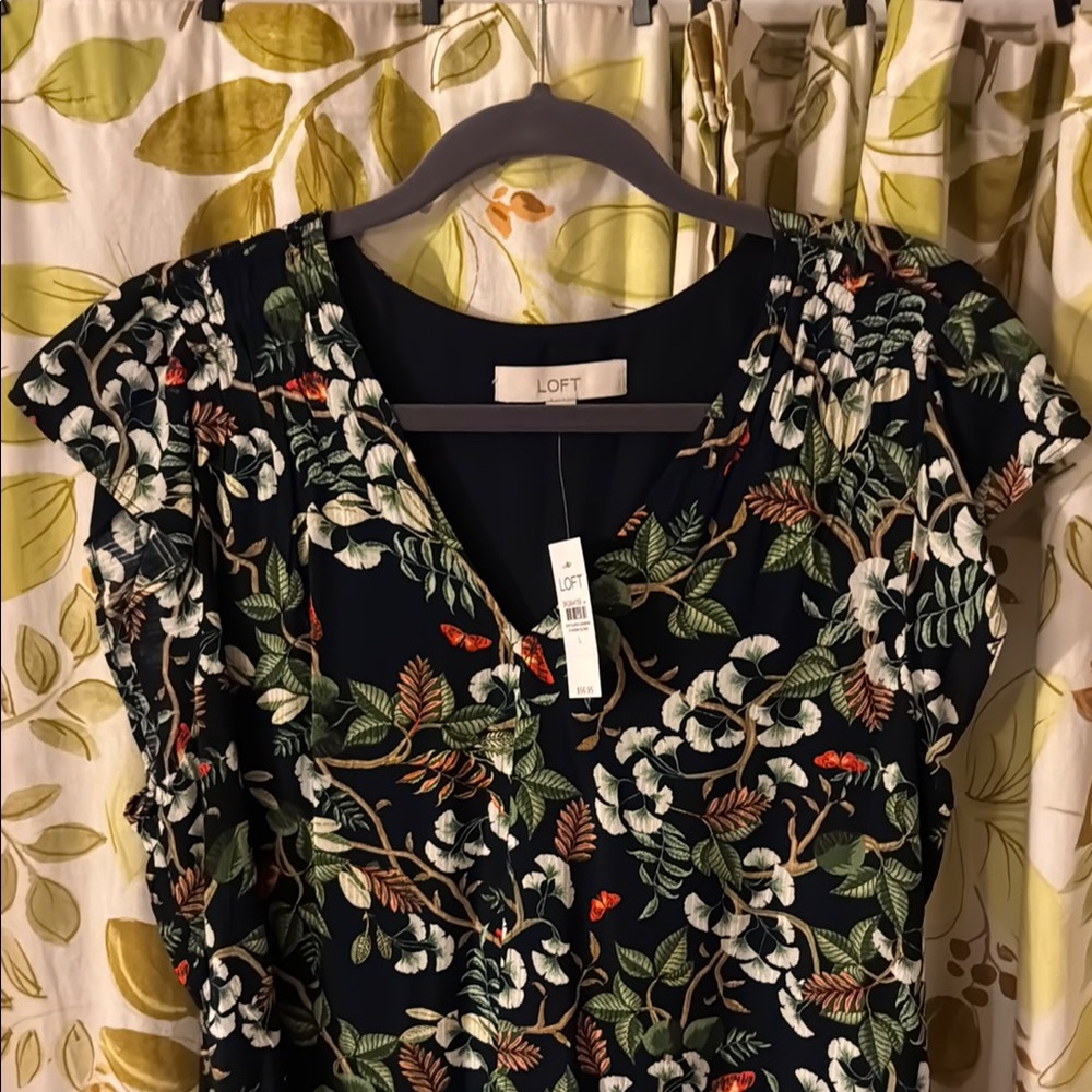LOFT Navy Floral Women's Top
